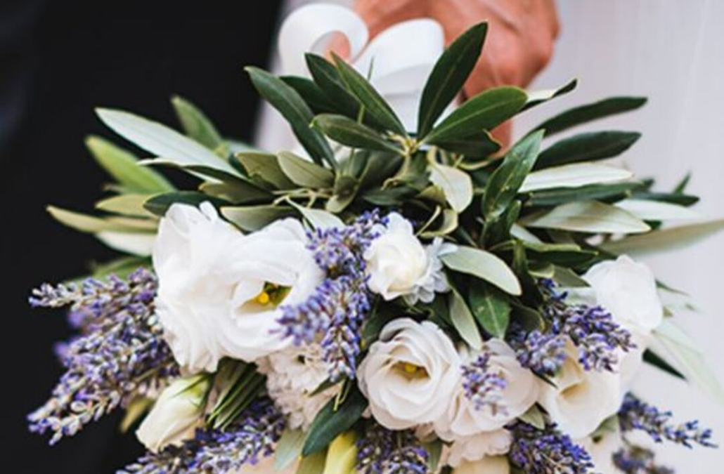 Bouquet Sposa Luglio: ecco quali fiori scegliere per resistere al caldo